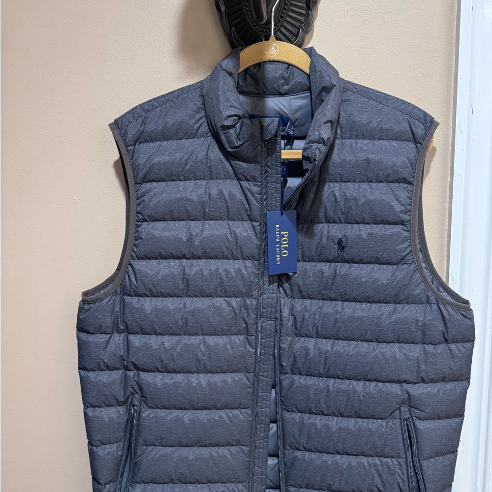 Polo by Ralph Lauren Men's Gray Puffer Vest. NWT. LARGE.